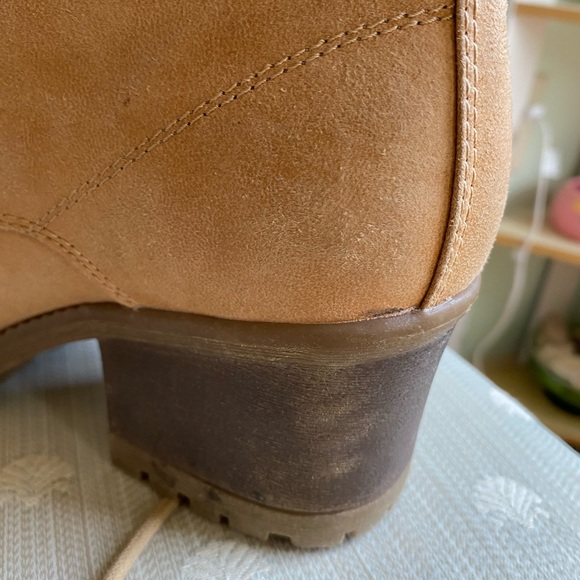 Cliffs by White Mountain tan suede boot with fur , 3in heel - Picture 13 of 16